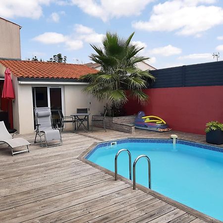 Studio Independant Chez L'Habitant Avec Piscine Et Cuisine Exterieures La Rochelle  Eksteriør billede