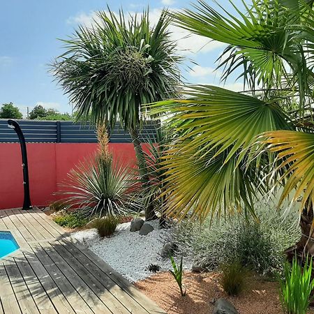 Studio Independant Chez L'Habitant Avec Piscine Et Cuisine Exterieures La Rochelle  Eksteriør billede