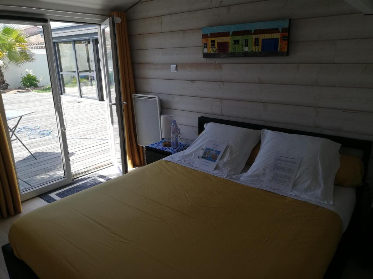 Studio Independant Chez L'Habitant Avec Piscine Et Cuisine Exterieures La Rochelle  Eksteriør billede