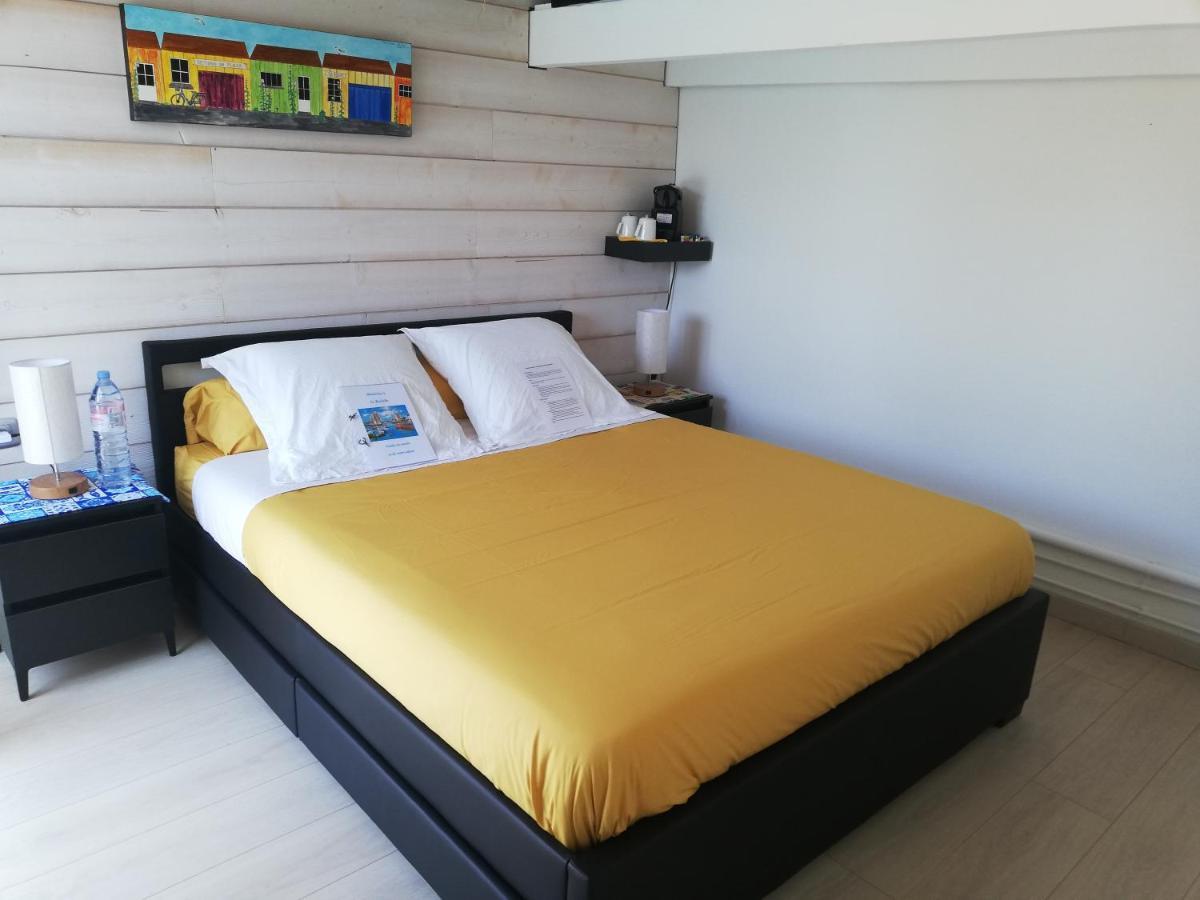 Studio Independant Chez L'Habitant Avec Piscine Et Cuisine Exterieures La Rochelle  Eksteriør billede